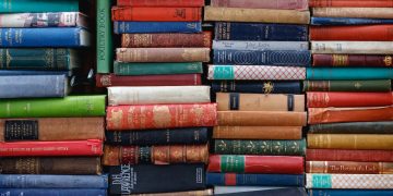 assorted title book lot